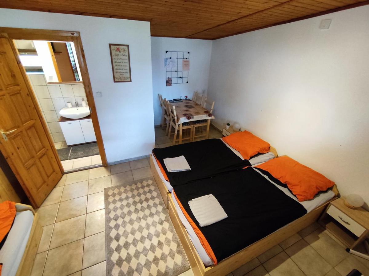 Апартаменти Suello Feszek Apartman Тісафюред Екстер'єр фото