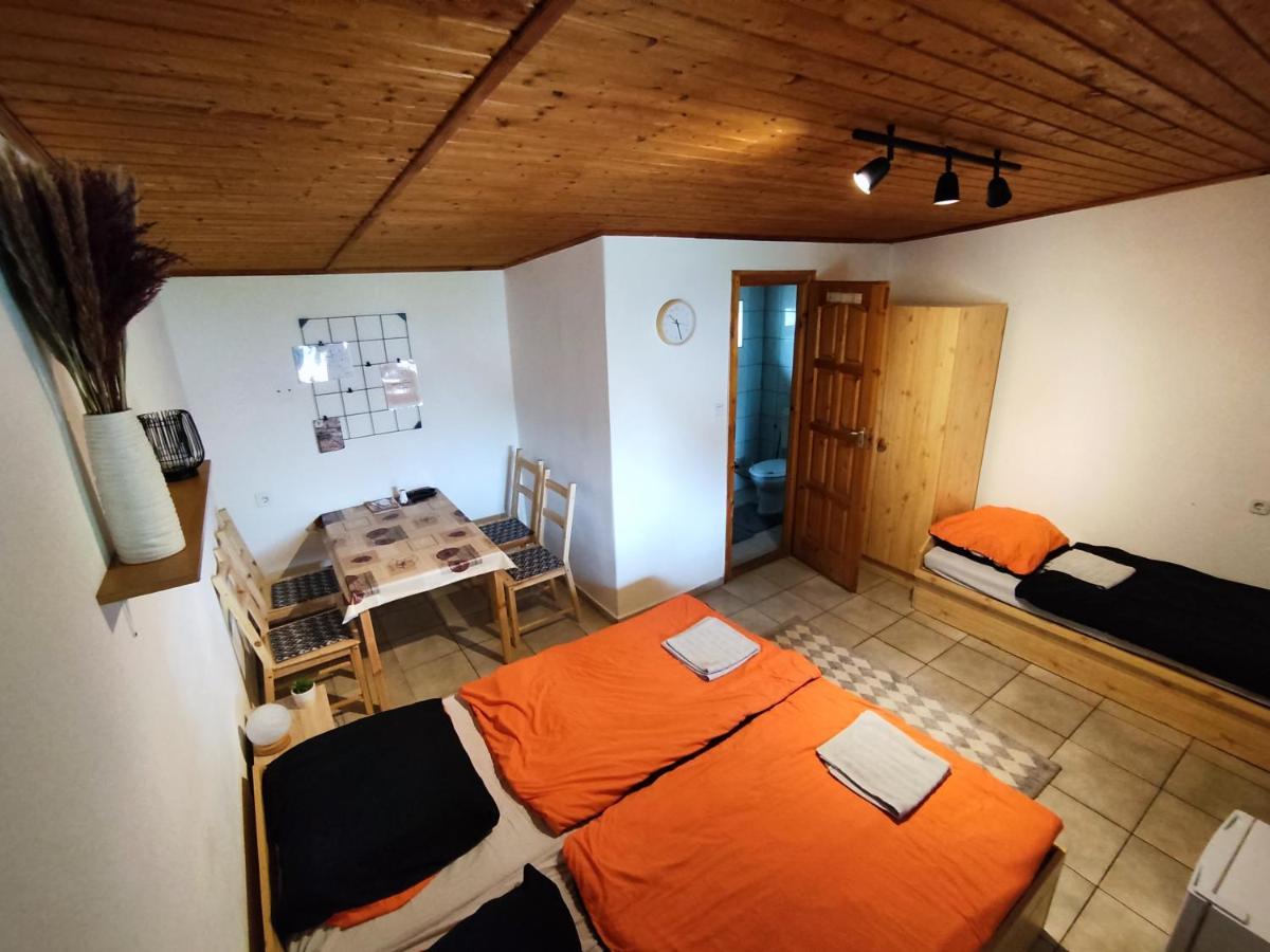 Апартаменти Suello Feszek Apartman Тісафюред Екстер'єр фото